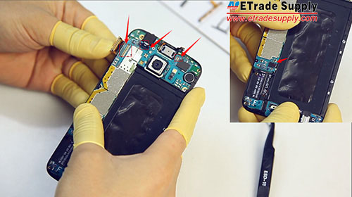 9.Connect flex cables to the mainboard.jpg
