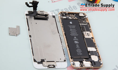 6. The iPhone 6 LCD assembly and rear housing assembly are separated.