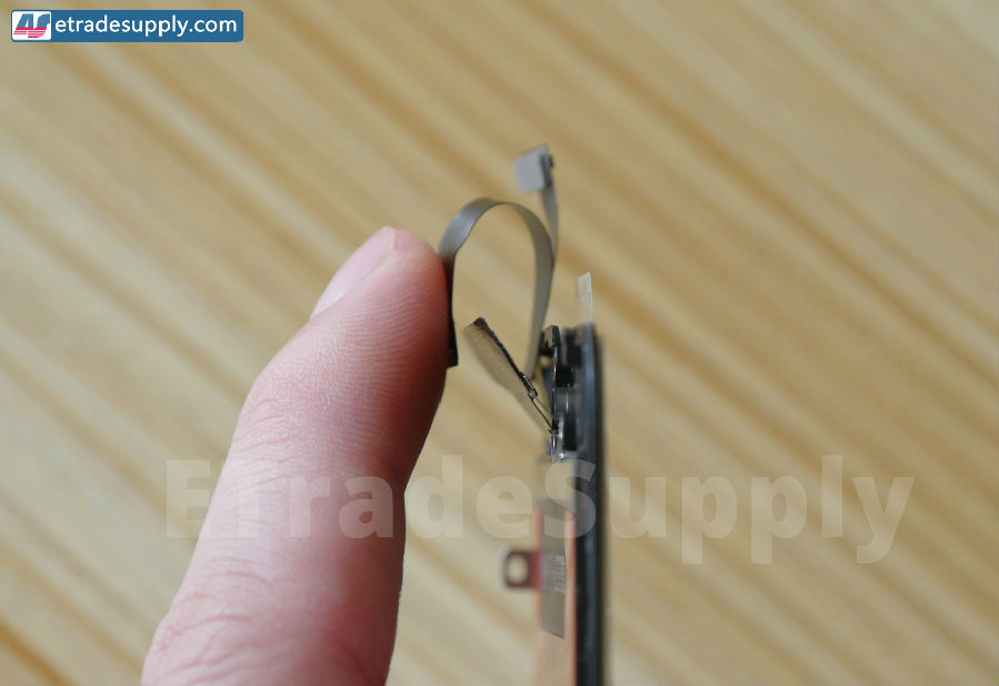 bend iPhone screen flex cable to test.jpg