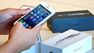 Apple Rumored To Begin iPhone Trade-In Program To Boost Sales