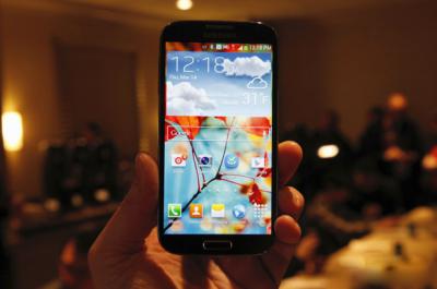 Survey Reports Samsung Galaxy Phones Simpler than iPhone