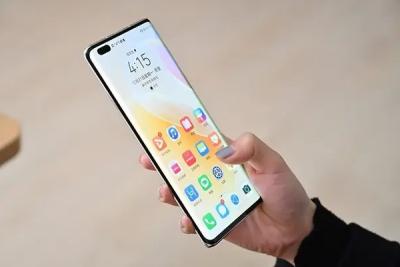 The difference between various types of cell phone screens