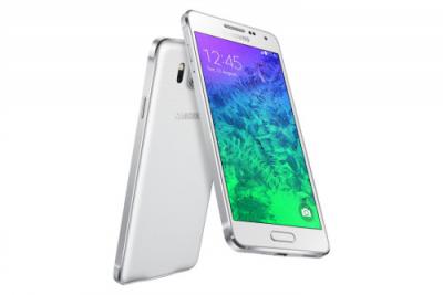 Galaxy Alpha Released with Metal Frame