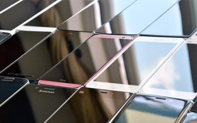 Corning Gorilla Glass is still the Best Panel Choice