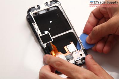 How to Repair a Cracked Motorola Moto X Screen