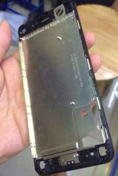 Supposed iPhone 6 LCD Metal Frame Leaked