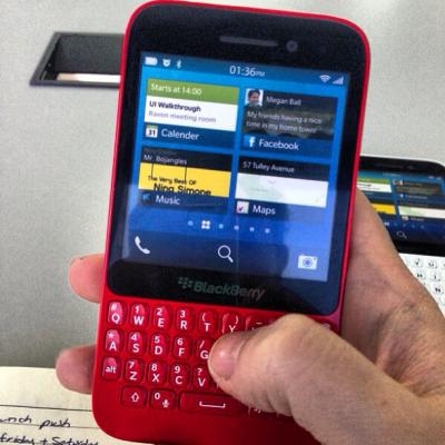 Red BlackBerry R10 Image Leaks out