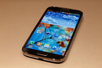 Samsung Revealed the Galaxy S IV: Eight cores, 13 Megapixels, One Gorgeous HD Display