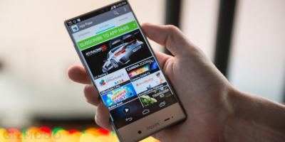 Full Display Smartphone: Sharp AQUOS Crystal