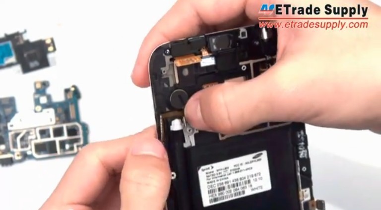 Install the Galaxy Note II vibrating motor