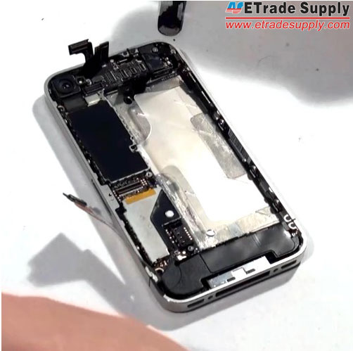 Install-the-vibrating-motor-of-iPhone-4