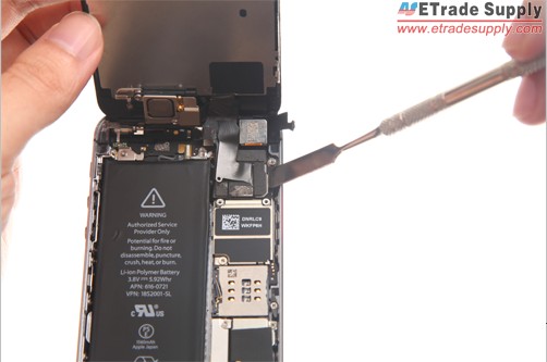 lift up cables of iPhone 5S screen