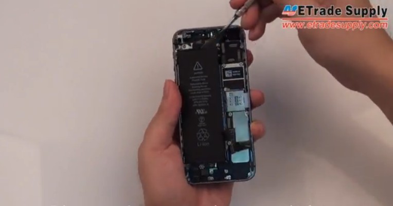pry up the iPhone 5S battery