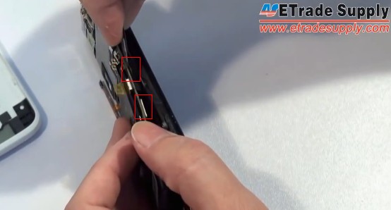 disconnect connectors