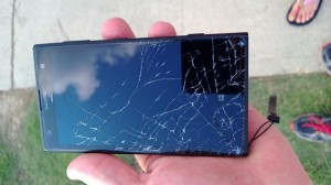How to Repair Cracked Lumia 1020
