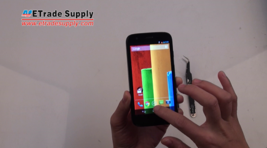 How to Disassemble Motorola Moto G to Repair Screen and Other Parts Power off the Moto G