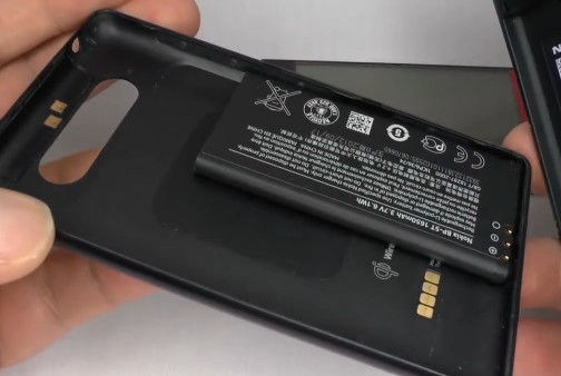 1.2Release the battery