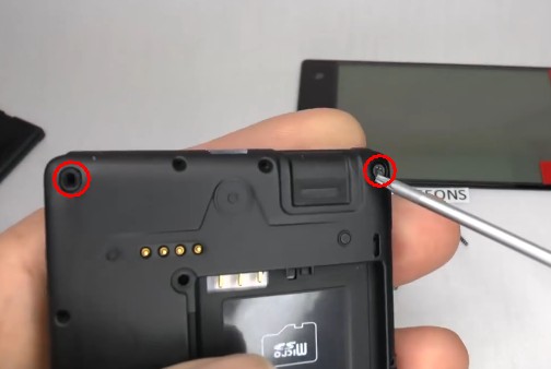 4.2undo the four corner screws