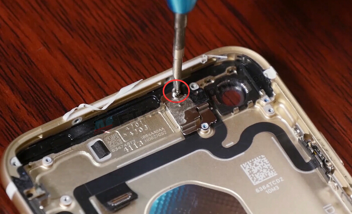 undo side button flex small screw