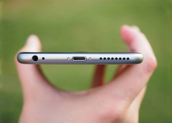 clean iPhone headphone jack