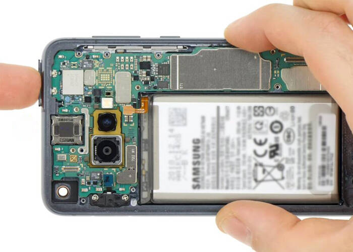 Install the SIM card tray back