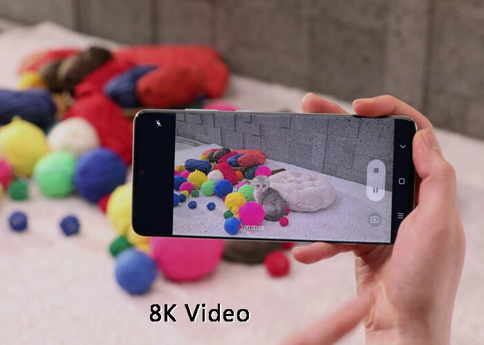 8K video