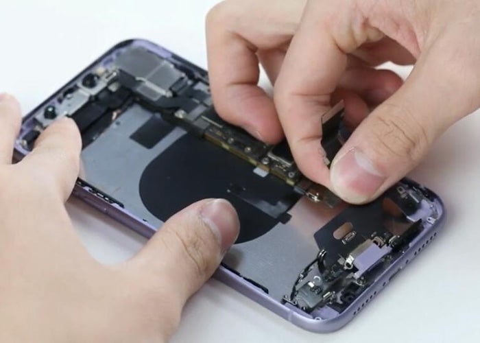 5 Tips to Fix iPhone or Samsung Scratched Camera Lens